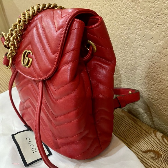 Like New Authentic Gucci Marmont Mini Backpack Red - Picture 2 of 16